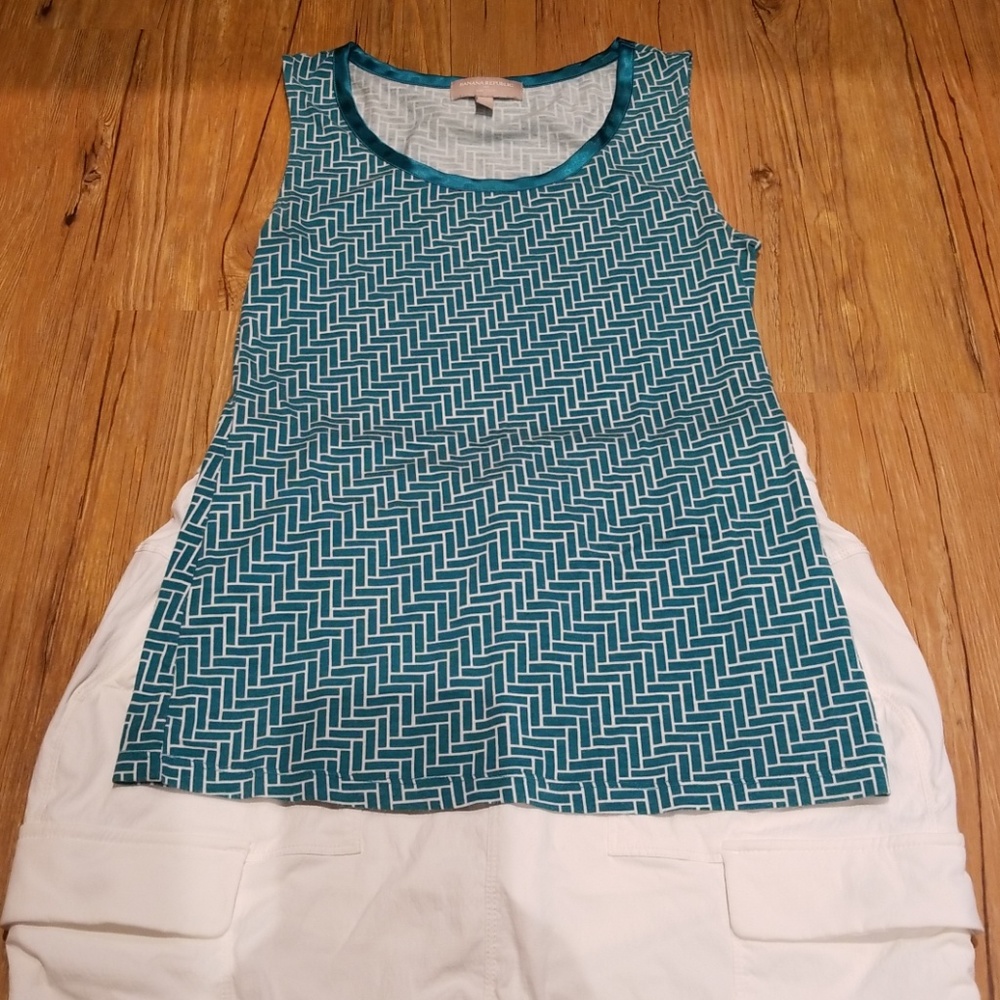 Banana Republic teal and white tank